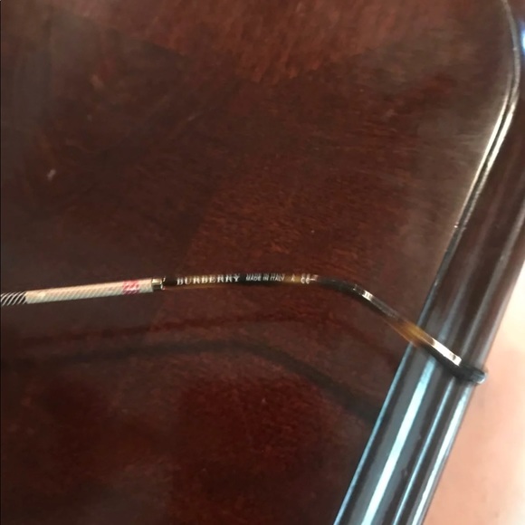 Burberry glasses - Picture 3 of 3